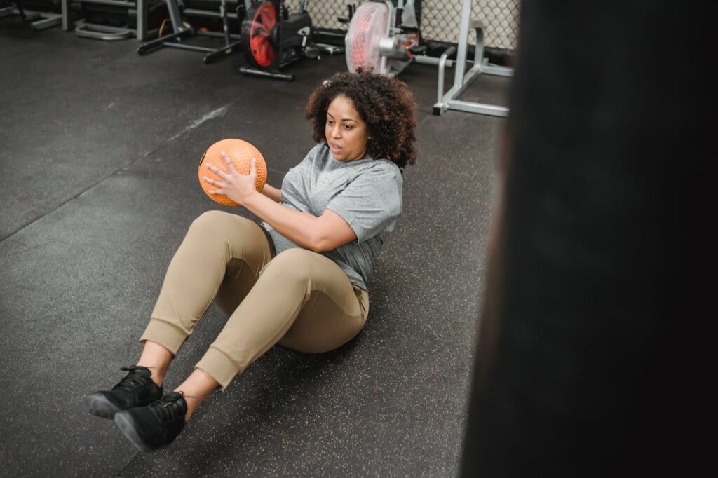 Resistance Bands vs Free Weights: Stability & Core Engagement