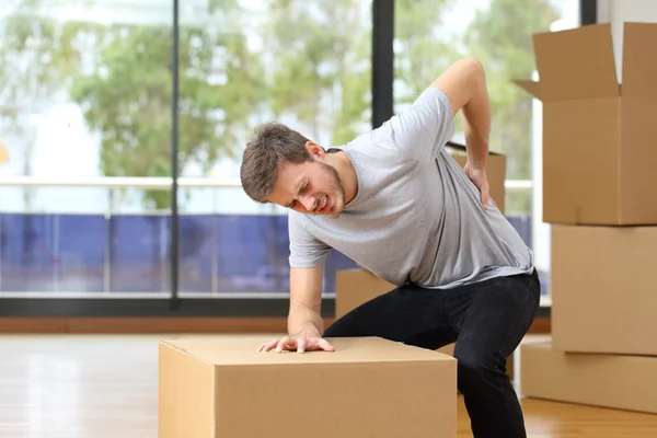 Herniated Disc: Causes and Risk Factors