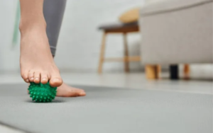 Read more about the article Must Have Tools for Plantar Fasciitis Recovery at Home (2025 Edition)
