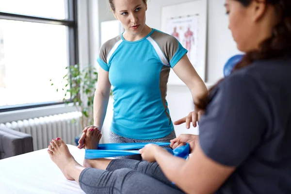 Achilles Rupture Recovery Without Surgery: Resistance Bands