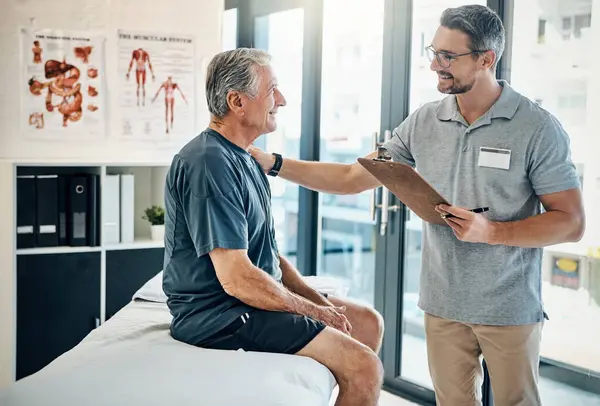 PTA vs PT: What's the Difference Between a PTA and a PT?